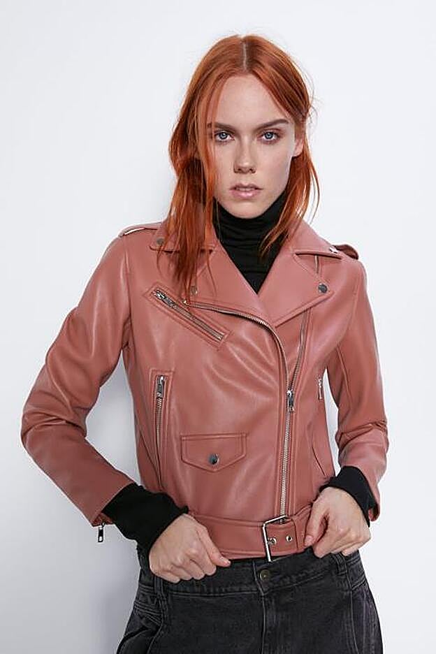 Biker de Zara en un precioso color marsala.