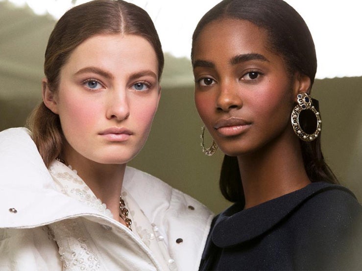 Fotos: Nueve bases de maquillaje para pieles secas que dejan el rostro jugoso y radiante