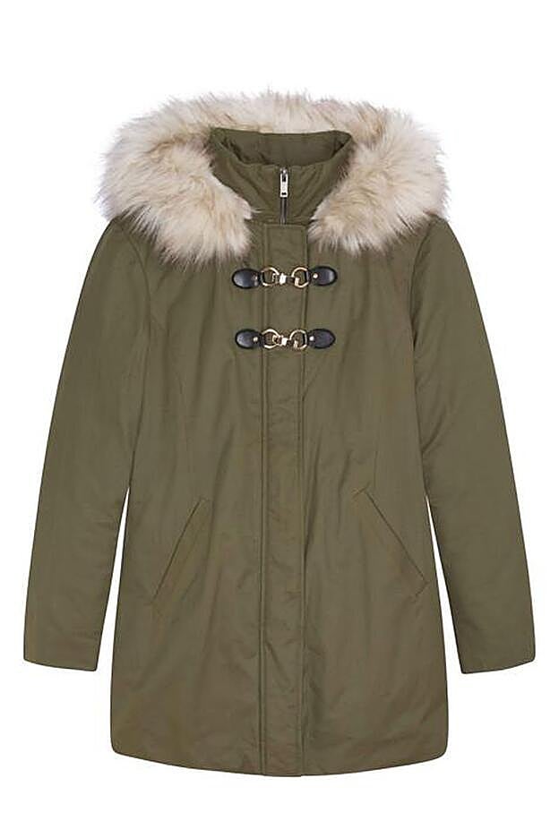 Todos los rellenos de las prendas de la colección Keep it warm! de Springfield son térmicos, resistentes al agua y respetuosos con el medio ambiente.