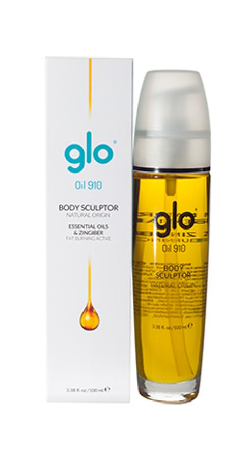 Este aceite corporal "nutre la piel, tiene efectos drenantes y quemagrasa, gracias al extracto de jengibre Hawaiano" asegura en su blog Paula Echevarría. También confiesa que ella aprovecha para darse "un masaje desde los pies hacia arriba. A veces lo aplico de noche por su efecto drenante y anticelulítico".