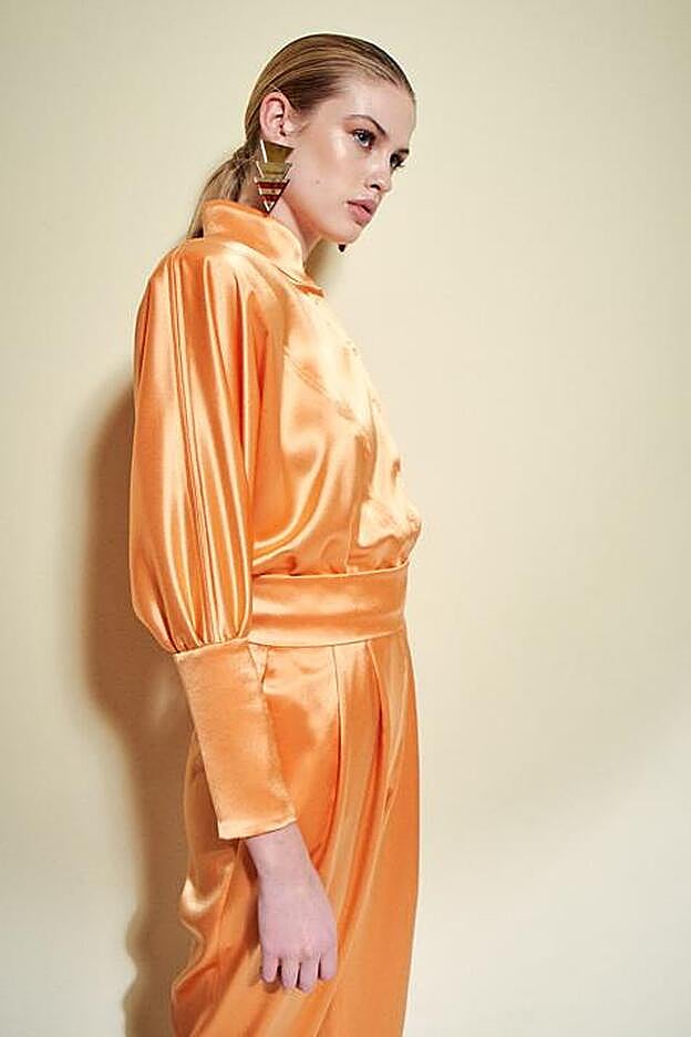 El fantástico grooming que acompaña al mono que lleva Cristina Pedroche en el catálogo de Fernando Claro.