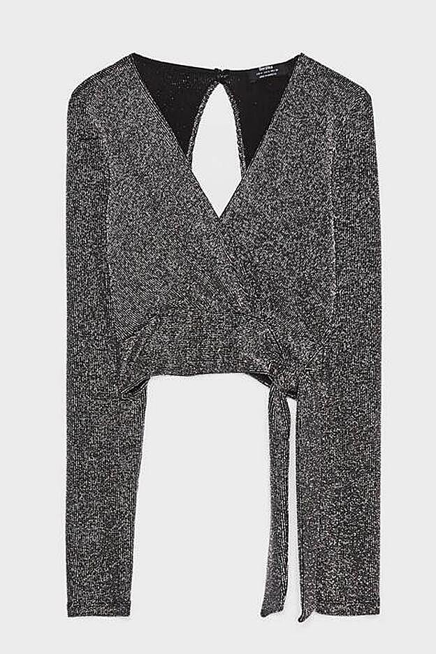 Este es el top de hilo metalizado que ha llevado Sofía Suescun.