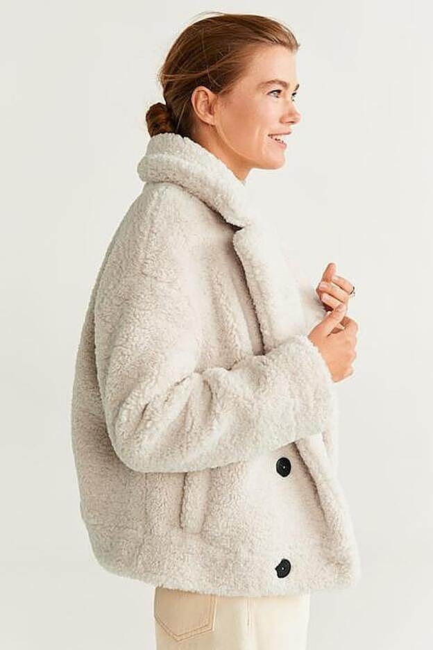 Una versión preciosa de la cazadora de toda la vida, en borreguillo.