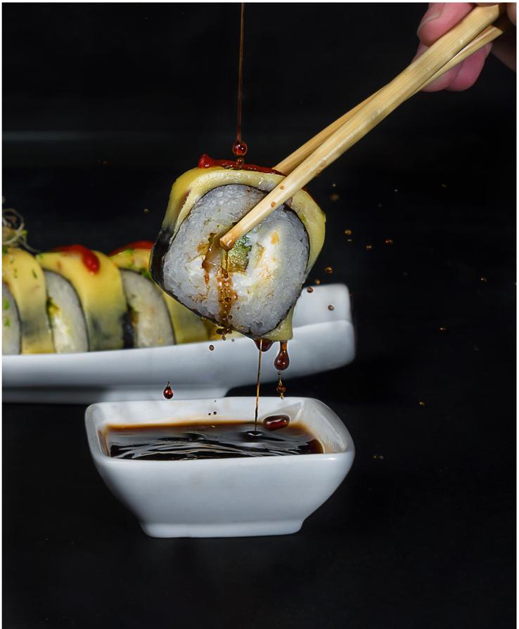 Lo principal es ponerte ne manos de un doctor que entienda en la materia. Dicho esto, bederás de consultarle qué alimentos tienes que tachar de tu alimentación. La soja es uno de ellos, ya que los edamames o el tofu pueden retrasar la obsorción del yodo.