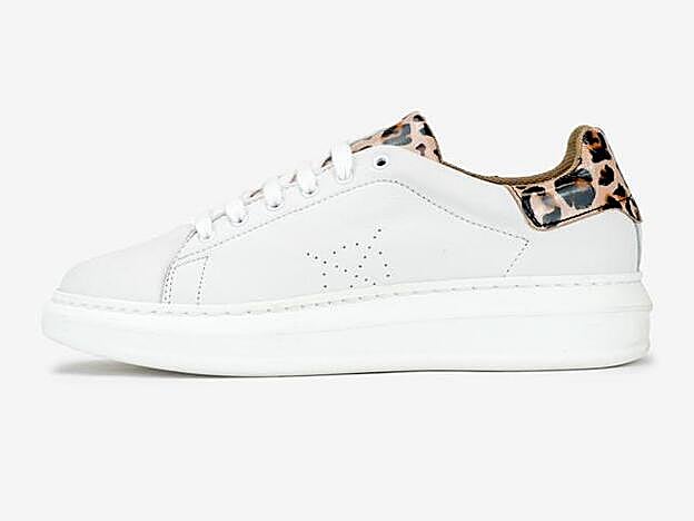 Estas son las zapatillas de la firma Popa que lleva Sara Carbonero.