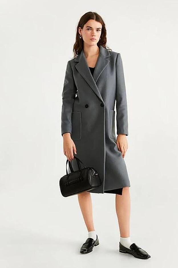 Abrigo de lana de Mango en azul grisáceo (99,99 euros).