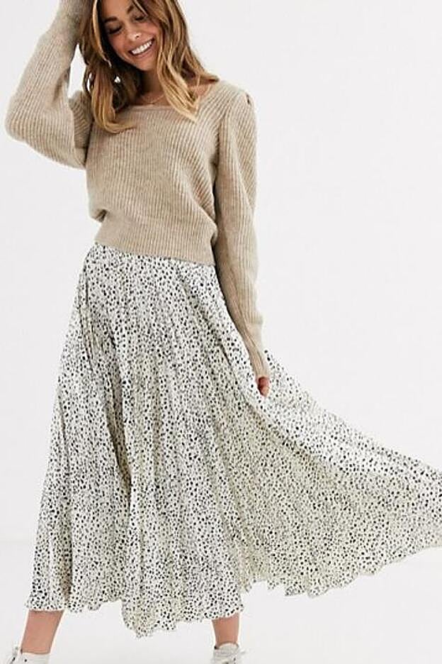 La prenda tiene un precio de 49,99 euros