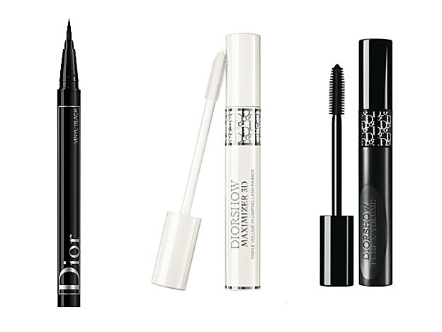 1. Eyeliner negro mate Diorshow On Stage Liner Vinyl Black. 2. Prebase de pestañas Diorshow Maximizer 3D. 3. Máscara Diorshow Pump ‘n’ Volume para un efecto pestañas postizas.