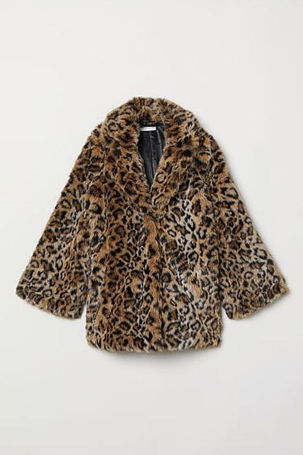 H&M tiene el abrigo de leopardo más parecido al que lleva Gala González.