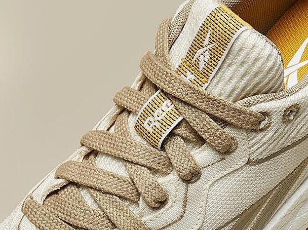 Detalle del frontal de la zapatilla