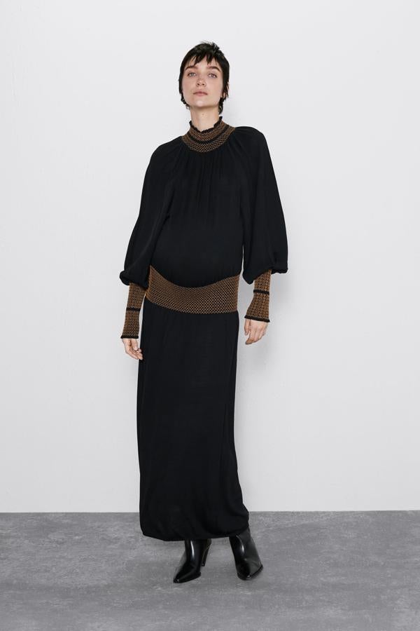 Este vestido premamá de Zara Mum nos parece súper estiloso para los looks de Malú... ¡24/7!