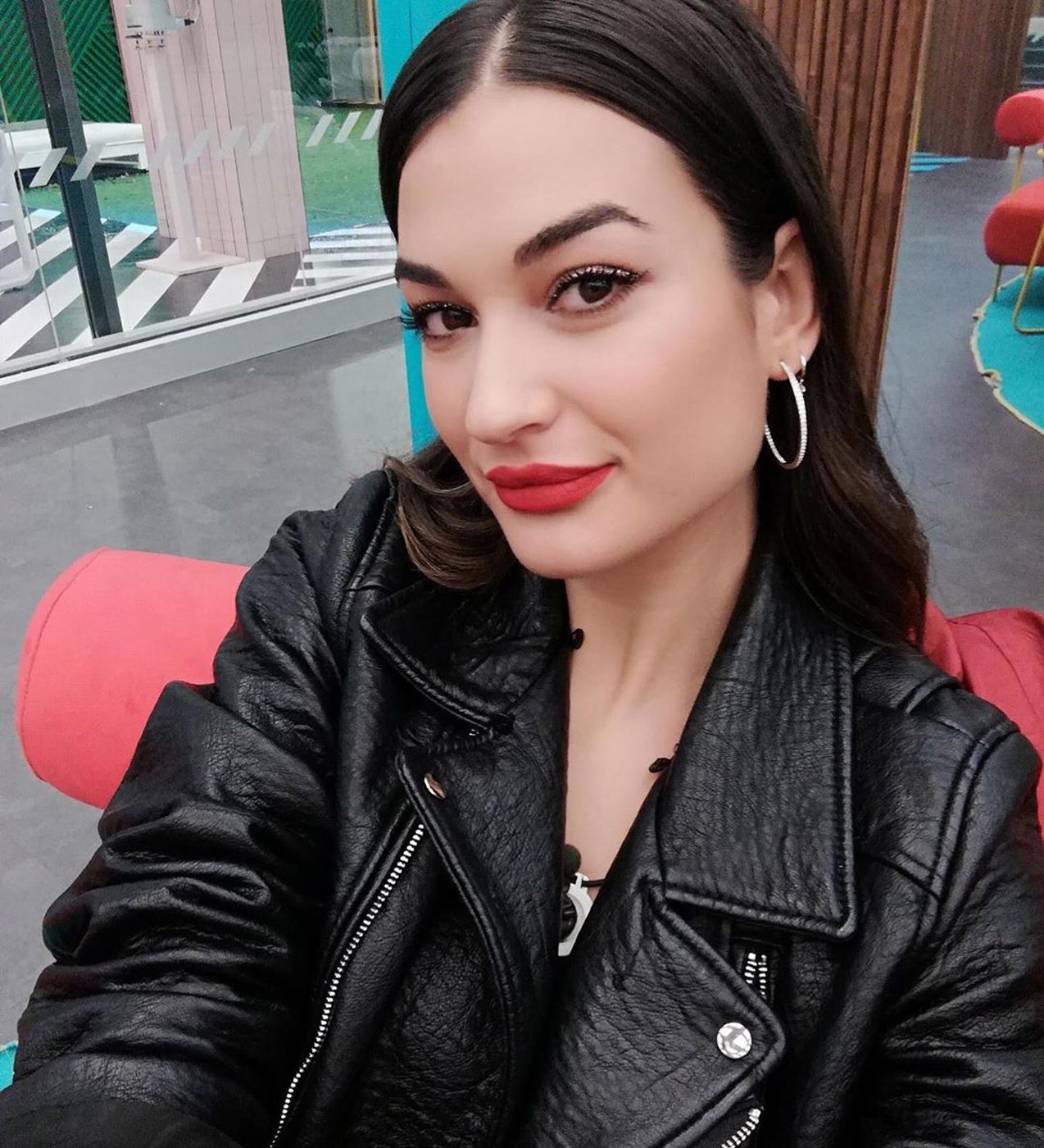 En el rostro de la influenccer se apreciaría un aumento evidente de labios y también una remodelación de mejillas para acentuar los pómulos.