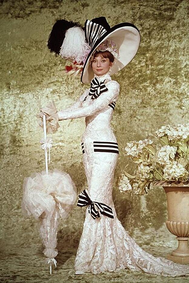 Audrey Hepburn caracterizada para la película 'My fair lady'.