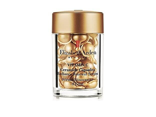 Ceramide Capsules Radiance Renewal Serum de Elizabeth Arden (110 €).