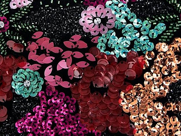 Detalle del patrón que siguen las lentejuelas