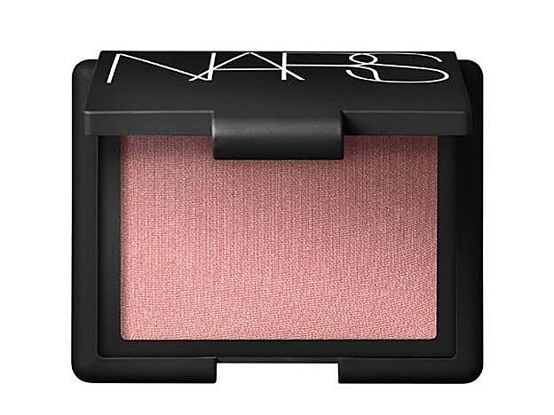 El colorete más vendido es el de Nars: Blush in Orgasm.