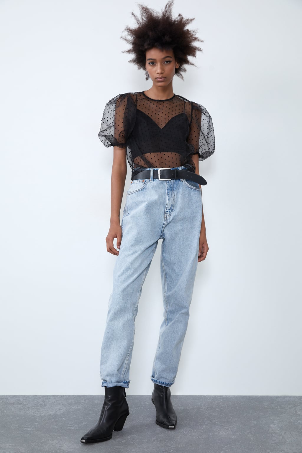 Blusa Zara plumeti. (15,95 euros).