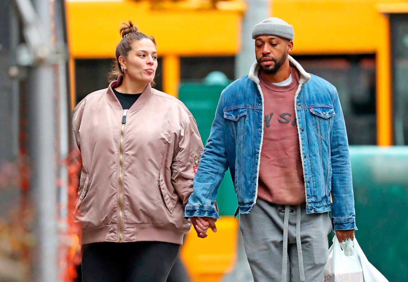 Ashley Graham y Justin Ervin, en la lista de famosos que serán padres en 2020.