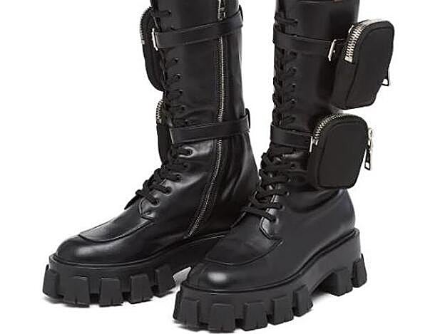 Las botas de piel Monolith de Prada tienen un precio de 1.300 euros