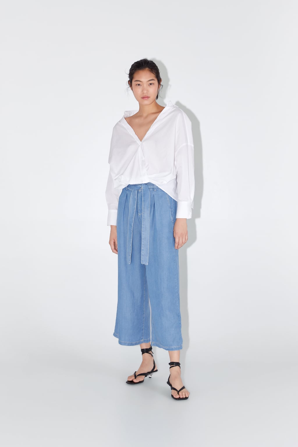 Pantalones culotte paperbag de 25,95 euros a 17,99 euros.