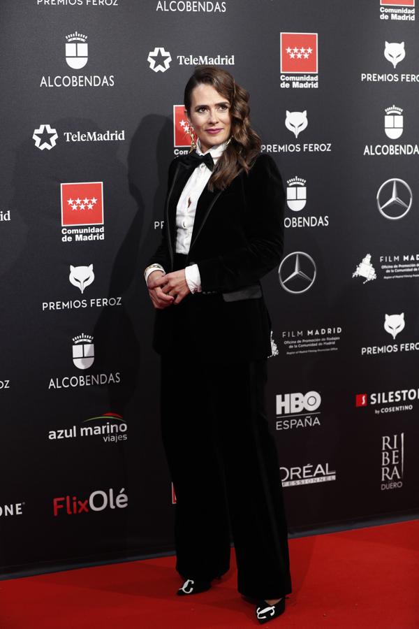 Después de que el pasado otoño  reapareciera tras 4 años de misteriosa ausencia, Anna Allen  ha pisado la alfombra roja de los Premios Feroz con un look de inspiración masculina que no ha dejado indiferente.