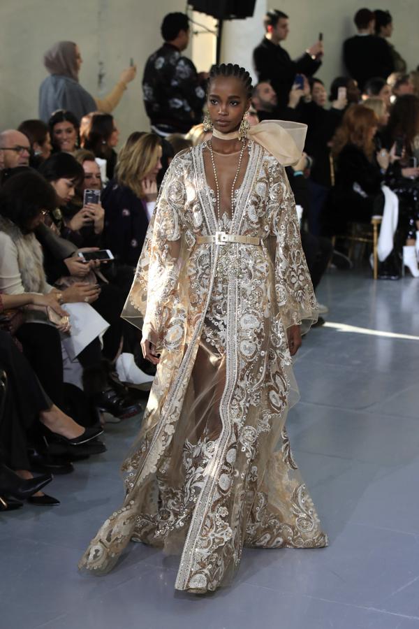 Desfile Alta Costura colección Primavera/Verano 2020 de Elie Saab.