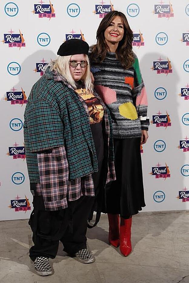 Nuria Roca y Esty Quesada en la premiere de 'Road Trip'.