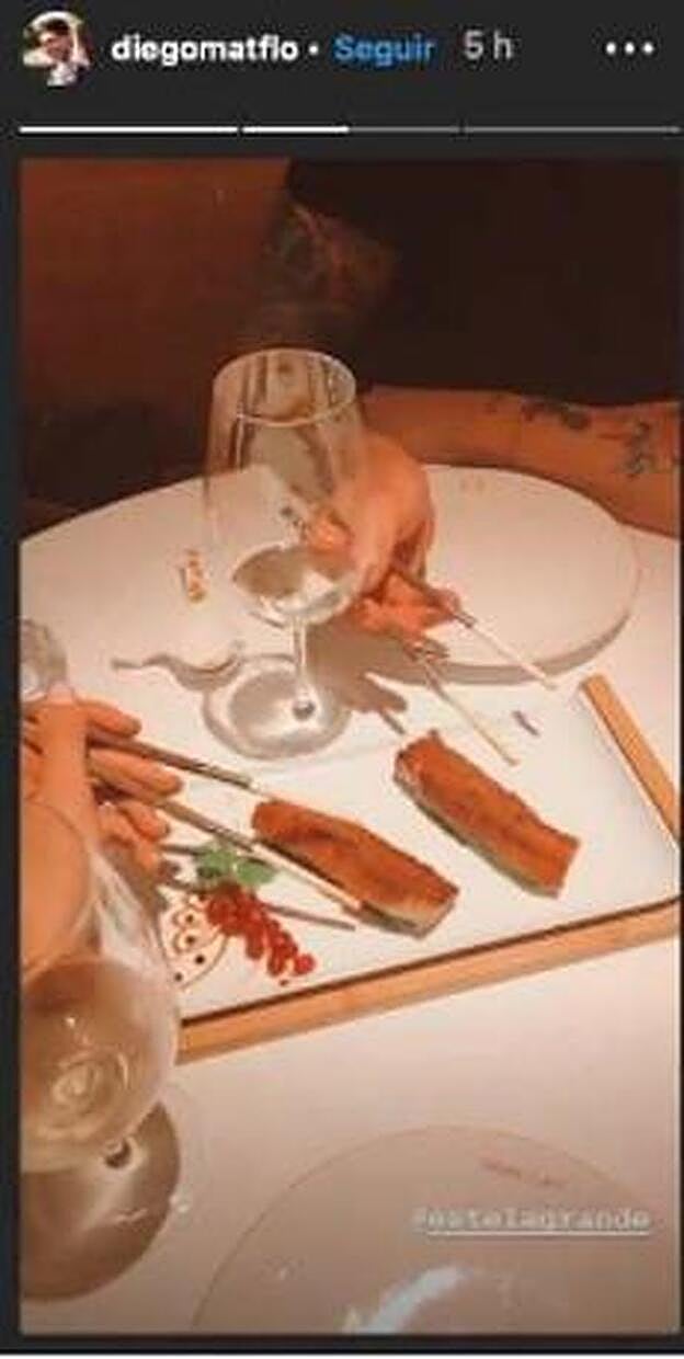 Diego y Estela se van de cena.