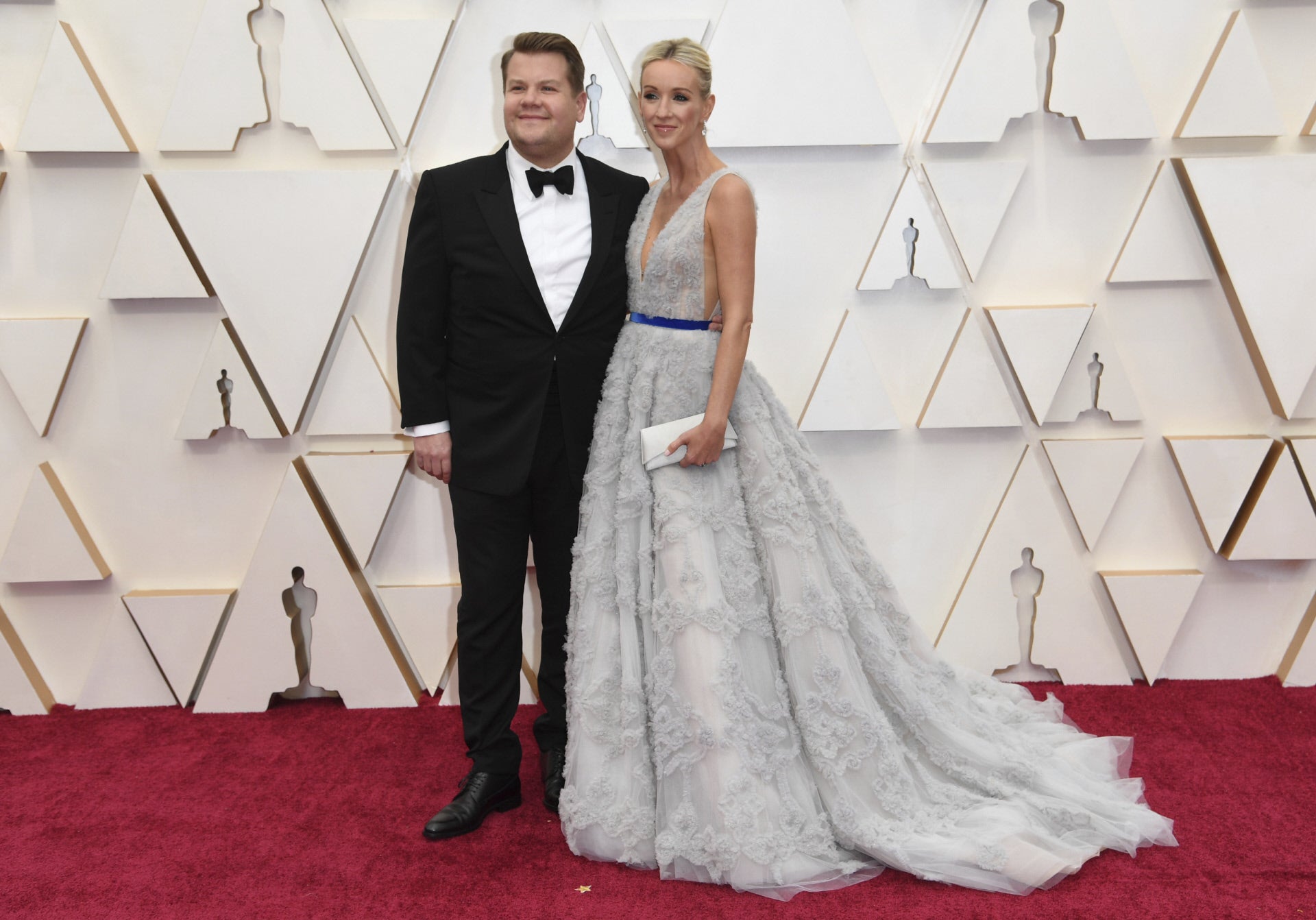 James Corden y Julia Carey en los Premios Oscar 2020.
