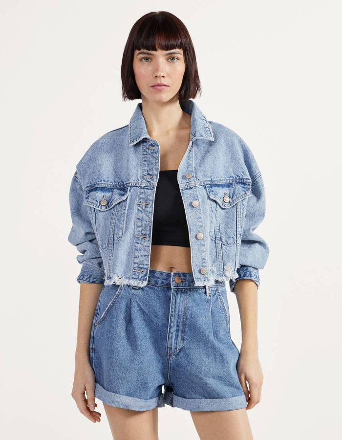 Shorts vaqueros de talle alto (17,99 euros).