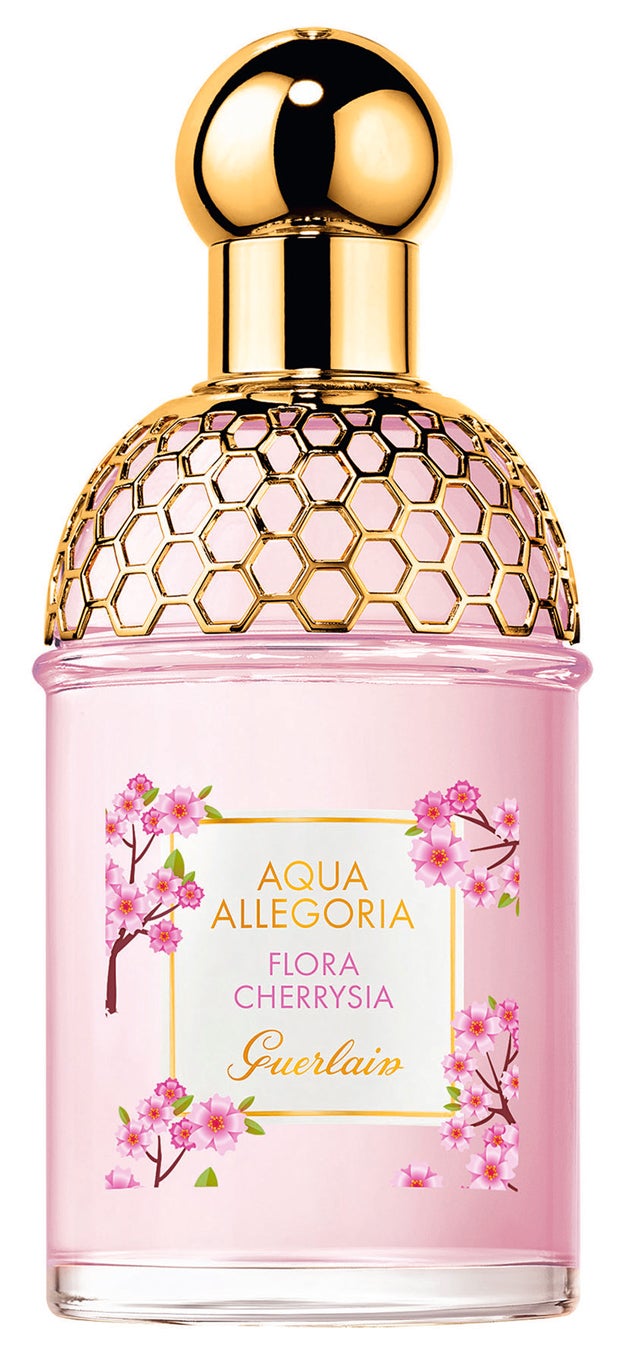 Aqua Allegoria Flora Cherrysia de Guerlain (82,70 €) se inspira en la sakura japonesa, la delicada floración del cerezo.