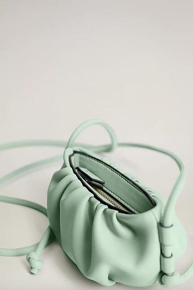 El pequeño contraste