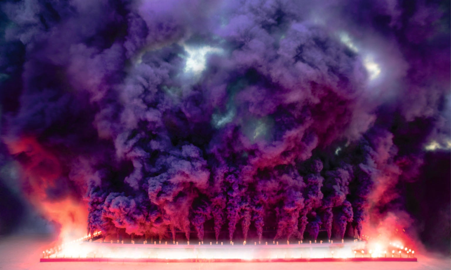 Pintora pionera del arte feminista. Admirada por María Grazia Chiuri, ha diseñado el espectacular escenario del último desfile de Alta Costura de Dior. Este año tendrá una gran retrospectiva en el MuseoYoung de San Francisco.