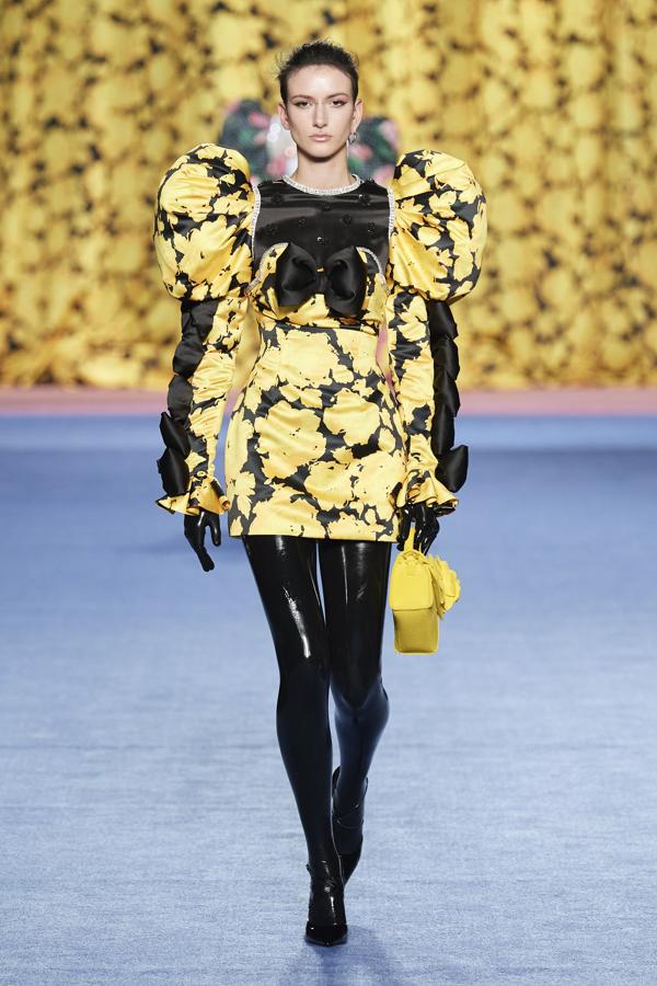 Desfile de Richard Queen.