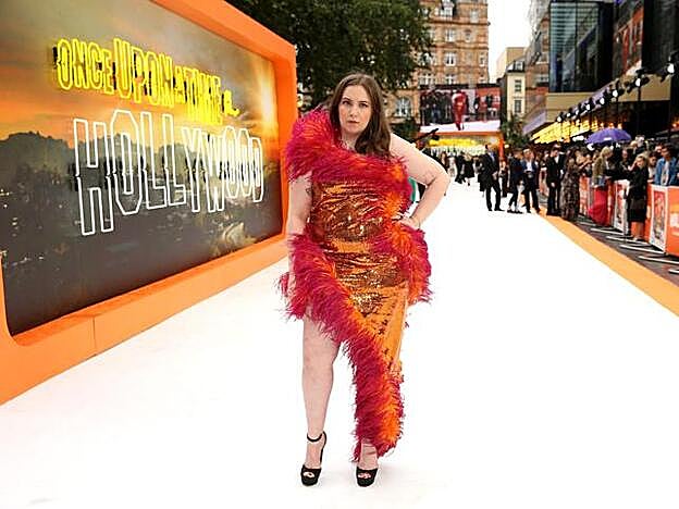 Lena Dunham demuestra en cada alfombra roja que no hace falta tener una talla 34 para llevar diseños fantasía