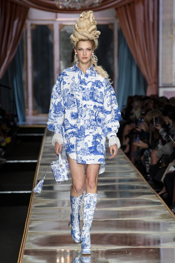 Desfile de Moschino.