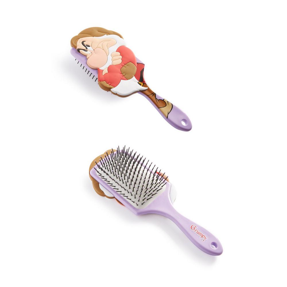 Nos quedamos con este cepillo rectangular de Blancanieves por bonito y por barato. (4 euros).