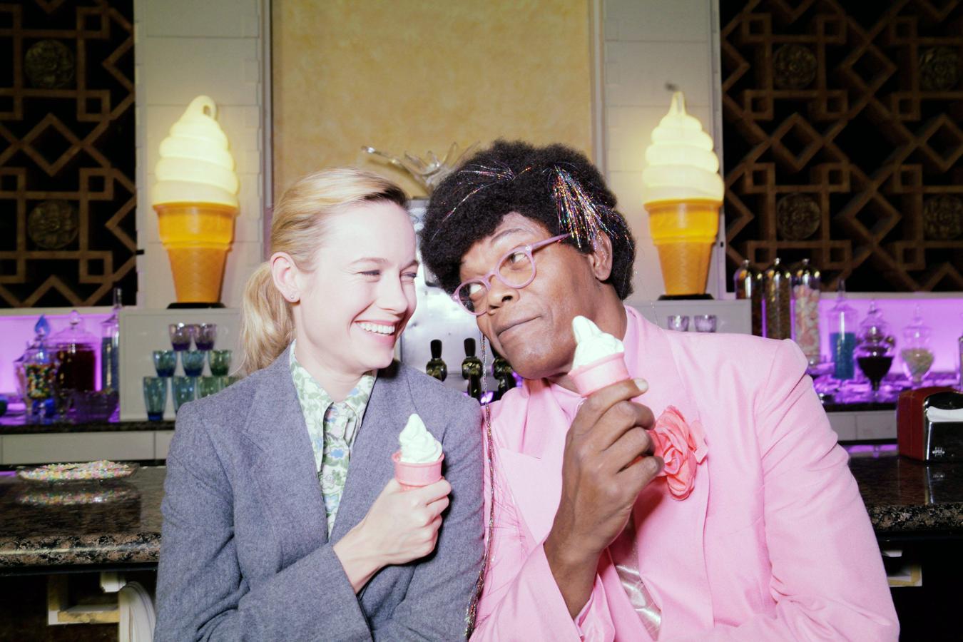 En 2017, Brie presentó `Tienda de unicornios´ un largometraje para Netflix, que no solo protagonizó junto a Samuel L. Jackson, también supuso su estreno como directora y fue presentado en el Festival de Toronto de ese año. Anteriormente, Larson escribió y dirigió dos cortos, uno en 2012, `The Arm´ y otro en 2013, `Weighting´.