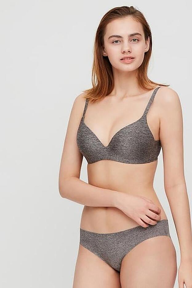 Modelo de la firma japonesa Uniqlo.