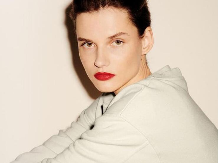 Fotos: Cómo vestir con sudadera de la forma más original