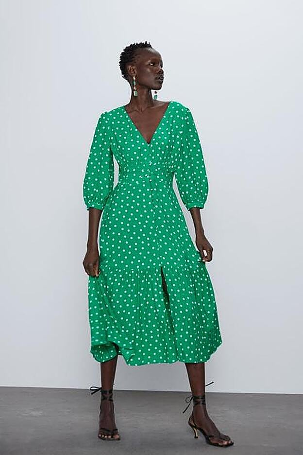 El vestido verde de lunares de Zara.