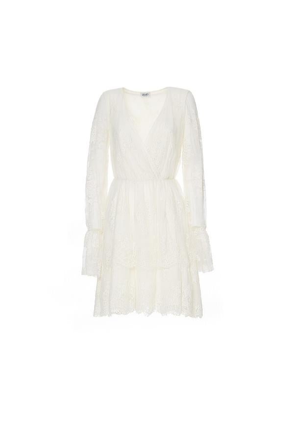 De manga larga y falda de volantes, de Liu Jo.