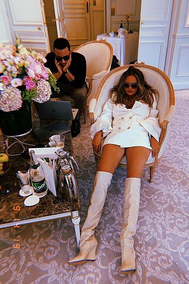 Chrissy Teigen y John Legend