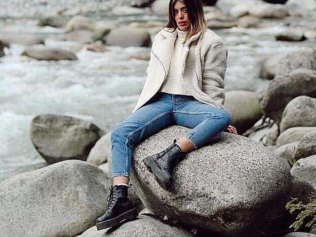 Dulceida también se rinde ante las Dr. Martens