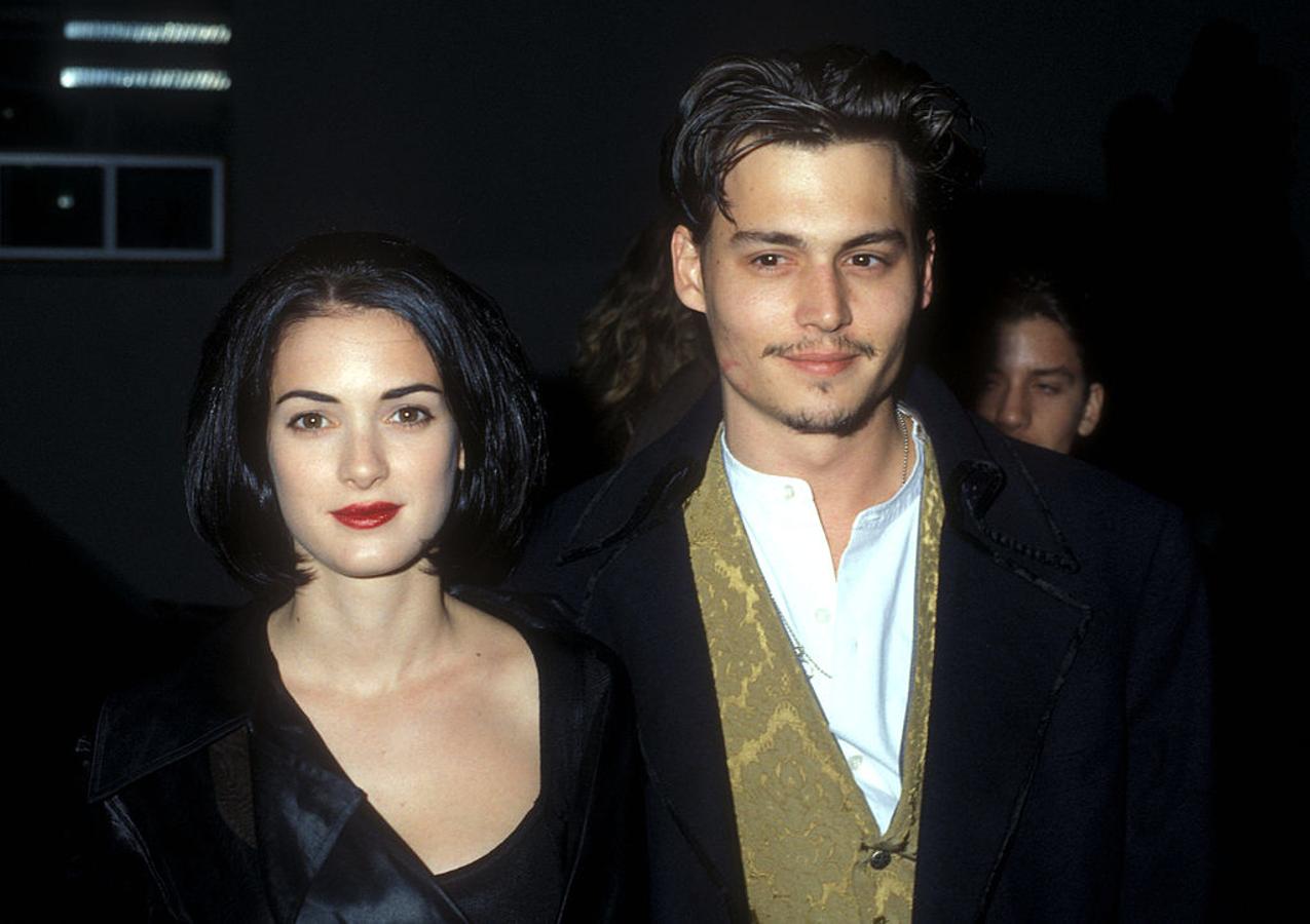 Tan enamorados estaban, que Jonny Depp se tatuó Winona Forever. Pero tras la ruptura, corrigió el tatuaje por Wino Forever (borracho siempre). Ahora ese tatuaje es uno más de los 26 que decoran su cuerpo.