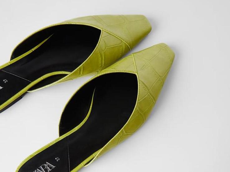 Fotos: 10 mules y bailarinas de nueva colección que alargan las piernas y son ideales para el entretiempo
