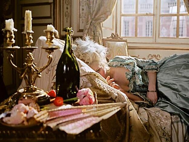 ¿Y si quiero estar todo el día en pijama, comiendo dulce y bebiendo champagne?