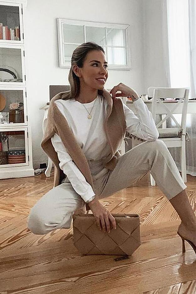 Marta Carriedo posa en su salón