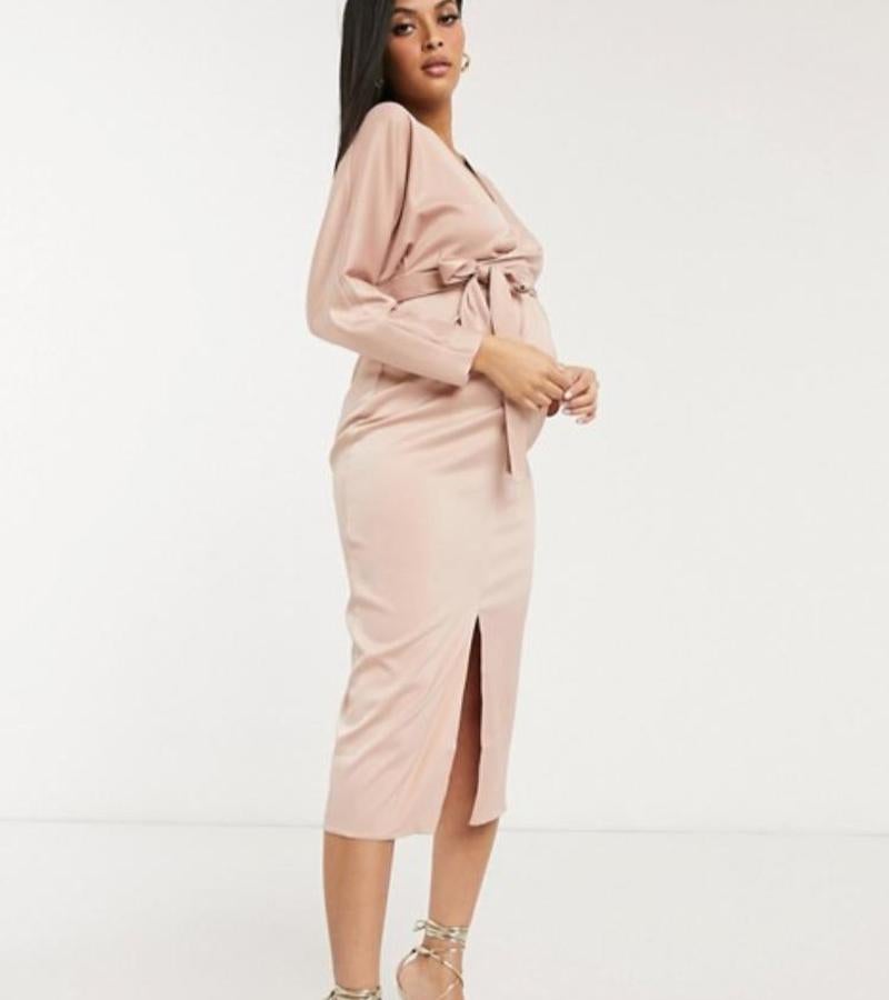 Vestido rosa bebé ajustado de Asos, (57,99 euros).