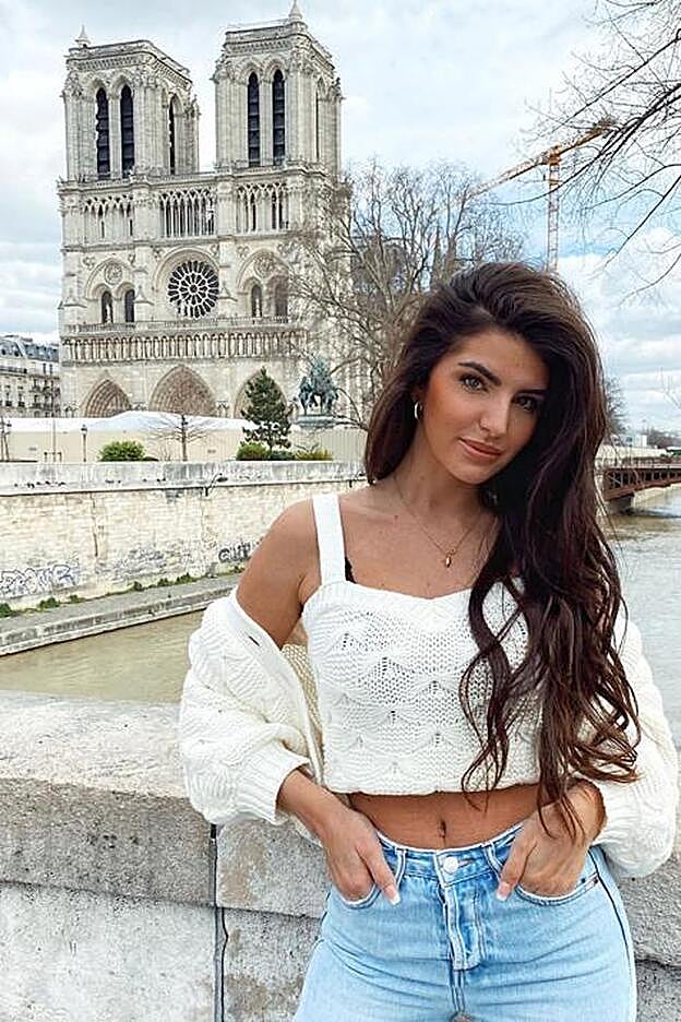 La influencer, en otra de las imágenes.